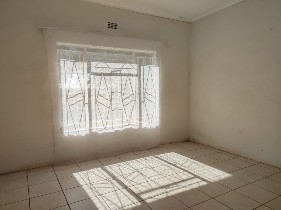 4 Bedroom Property for Sale in Zeerust North West